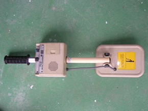 金属探知器　F-80